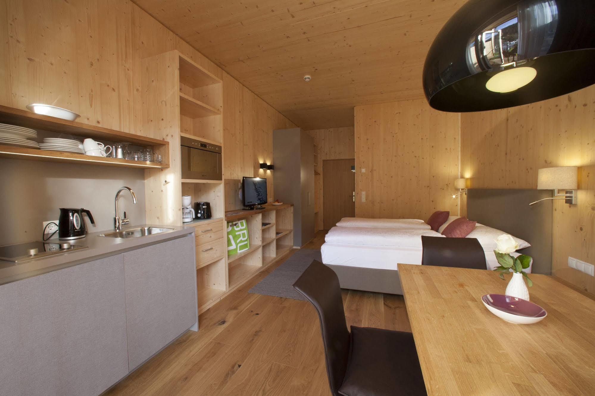 Natuerlich Hell. Aparthotel & Camping Fuegen Luaran gambar