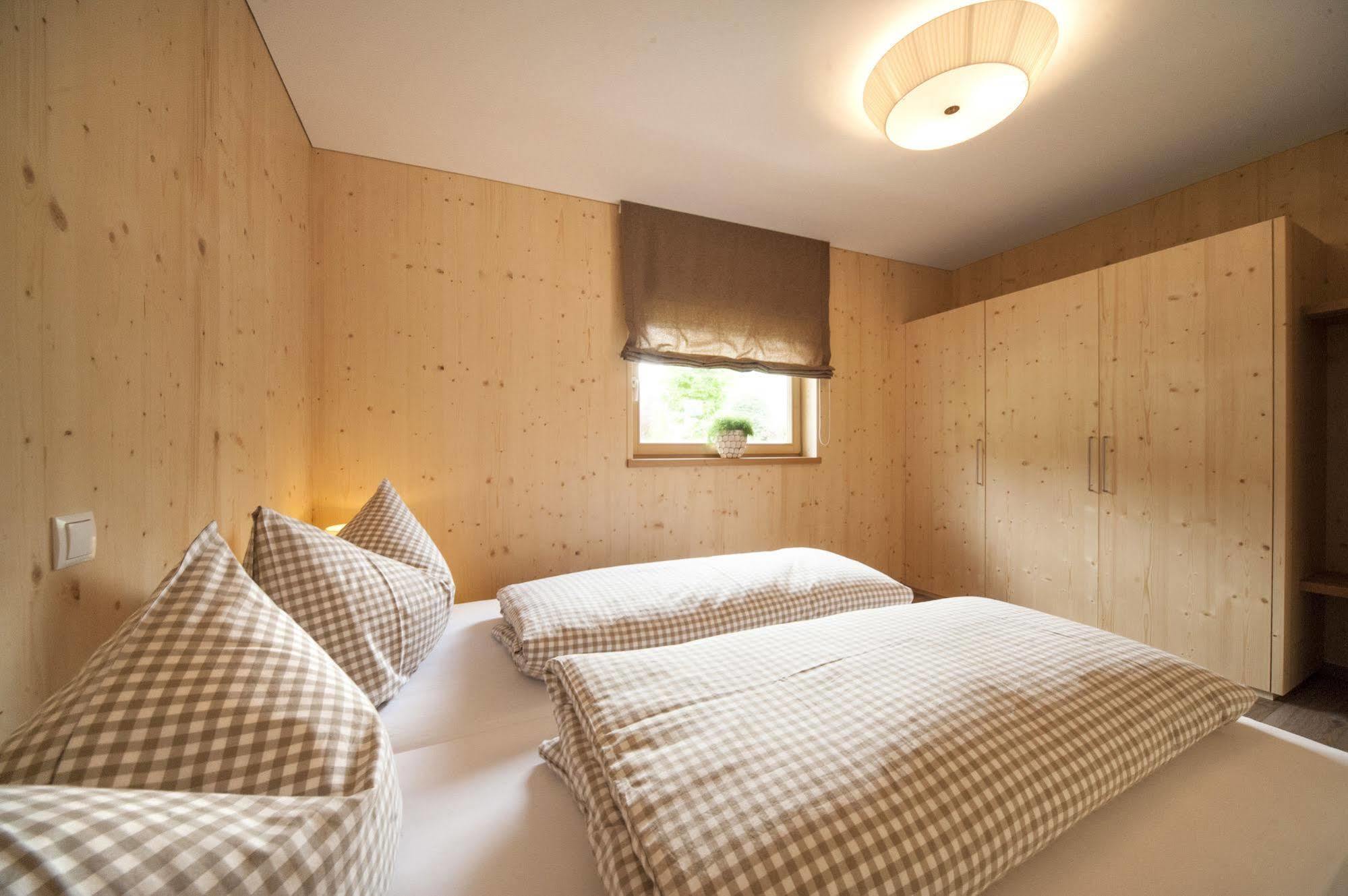 Natuerlich Hell. Aparthotel & Camping Fuegen Luaran gambar